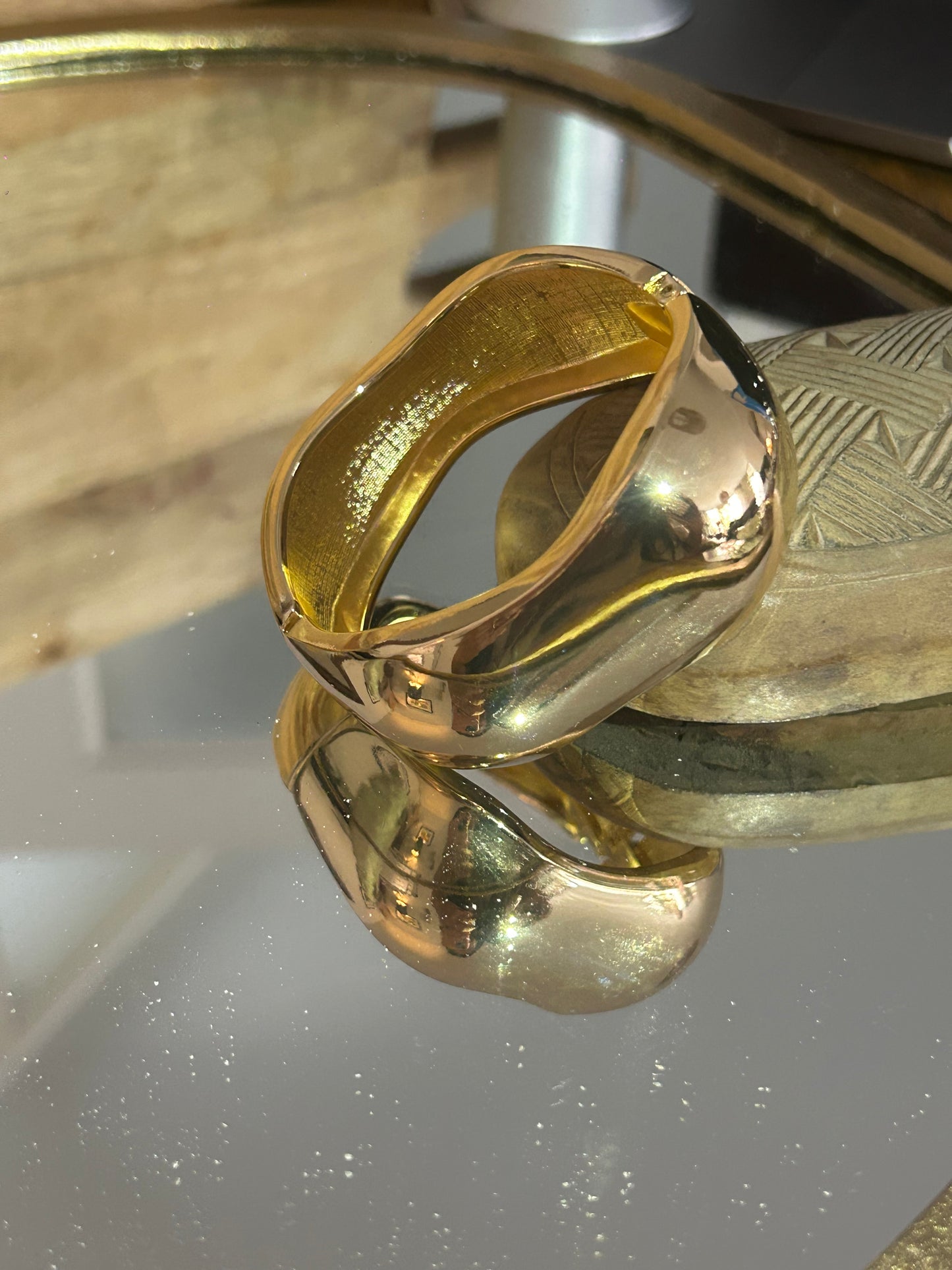 Ella Bangle