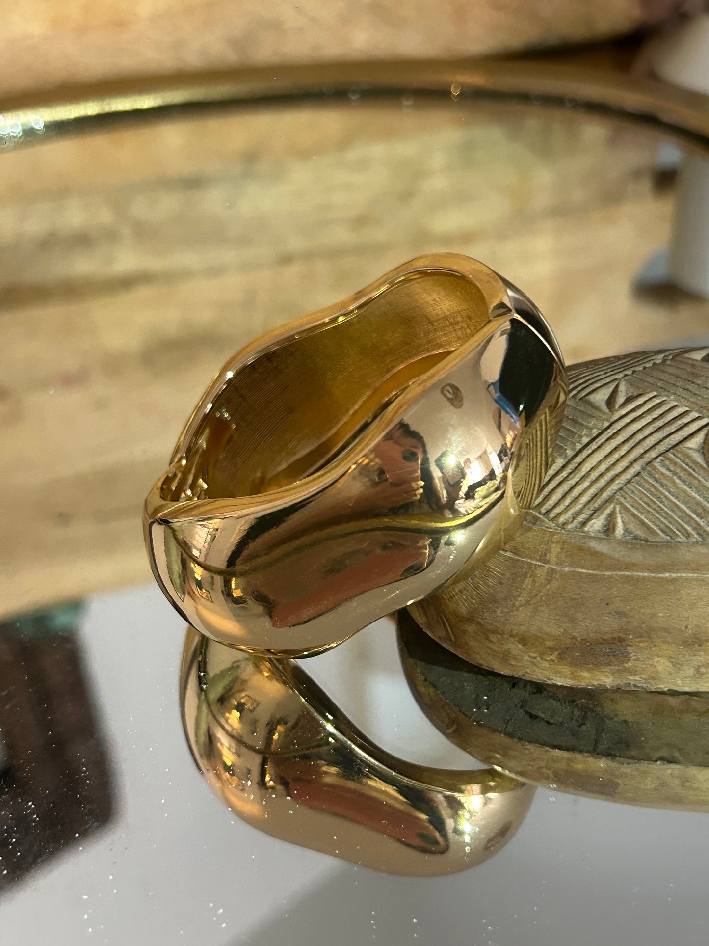 Ella Bangle