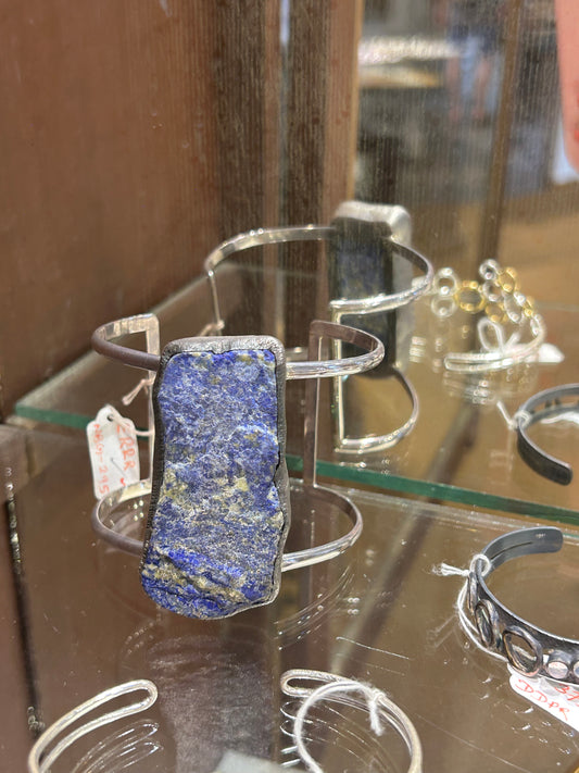 Lapis Lazuli bracelet