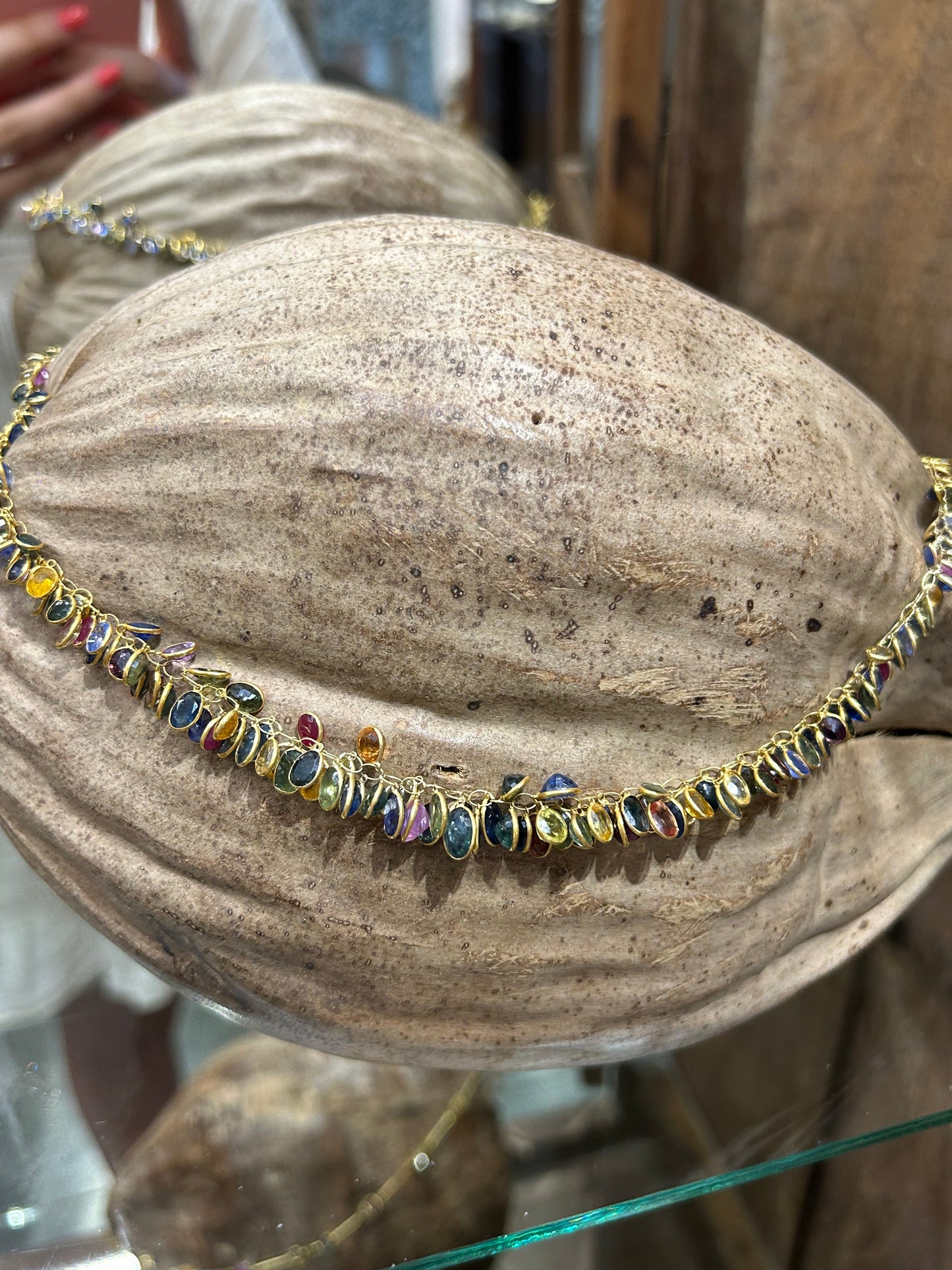 Holi Glow necklace